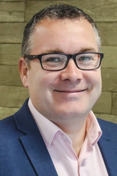 Sumer - Team Image - Steve-McLoghlin